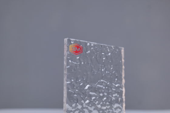acheter Feuille PMMA acrylique transparente polyvalente 3 mm 5 mm 6 mm avec motif de surface pour une utilisation variée online manufacture