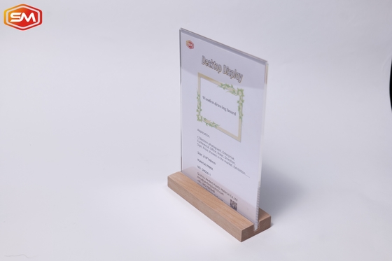 acheter Porteur de panneau de table en acrylique Porteur de menu cadre avec base en bois online manufacture