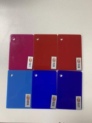 acheter Folie acrylique coulée SM Premium aux couleurs vives et aux performances stables pour l'industrie et la décoration online manufacture