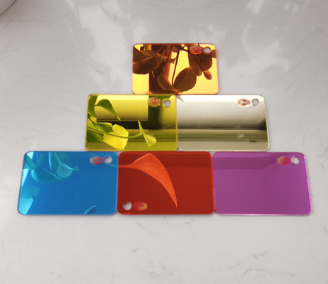 Panneaux de miroirs en plastique extrudés couleur acrylique taillés sur mesure pour affichage de signalisation