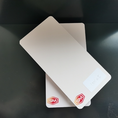 Plaque en mousse de PVC Celuka Taille personnalisable 1220*2440 mm Plaque en mousse de Forex