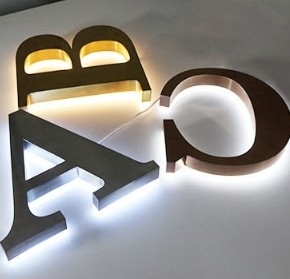 Affichage acrylique lumineux 3D personnalisé pour l'extérieur