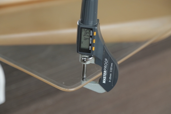 Feuille acrylique transparente personnalisable de différentes formes et couleurs 1220*1830 mm plexiglas