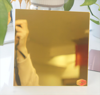 OEM Service personnalisé Perspex feuille de miroir résistant à la chaleur pour la décoration Matériau coupeable feuilles de miroir