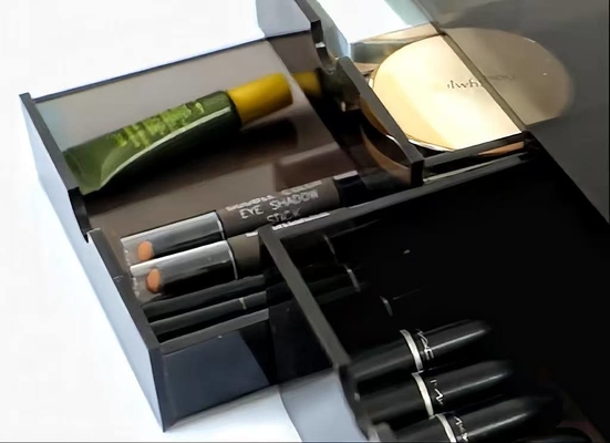 Taille et couleurs personnalisées Stockage cosmétique acrylique clair pour les lèvres